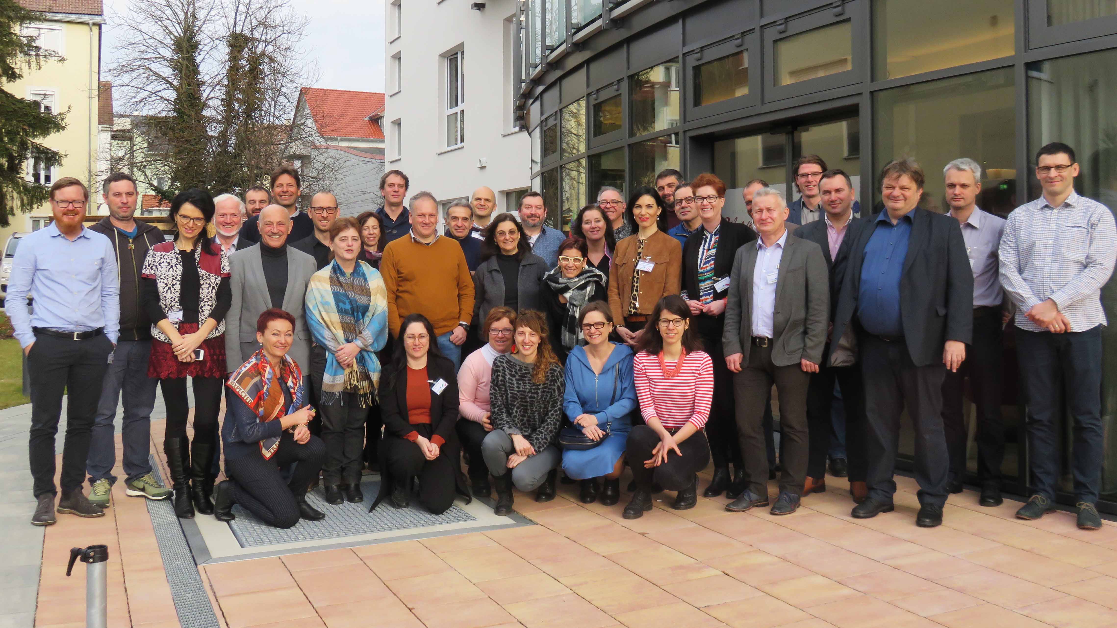 Die SURFACE Projektpartner aus neun EU-Ländern trafen sich in Kempten.